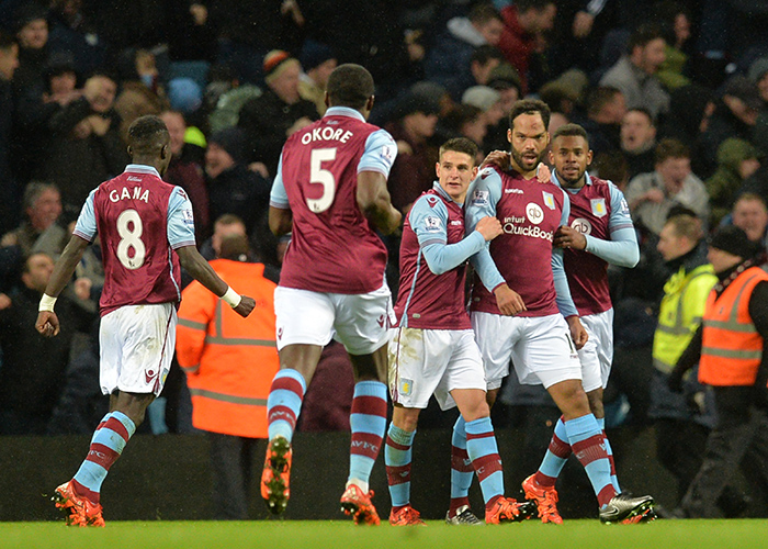 西甲前瞻：黄潜新赛季丢球联赛最少，皇社近况回暖4场3胜（西甲前瞻：黄潜本季失球最少防线稳固，皇社回暖近4场取3胜）