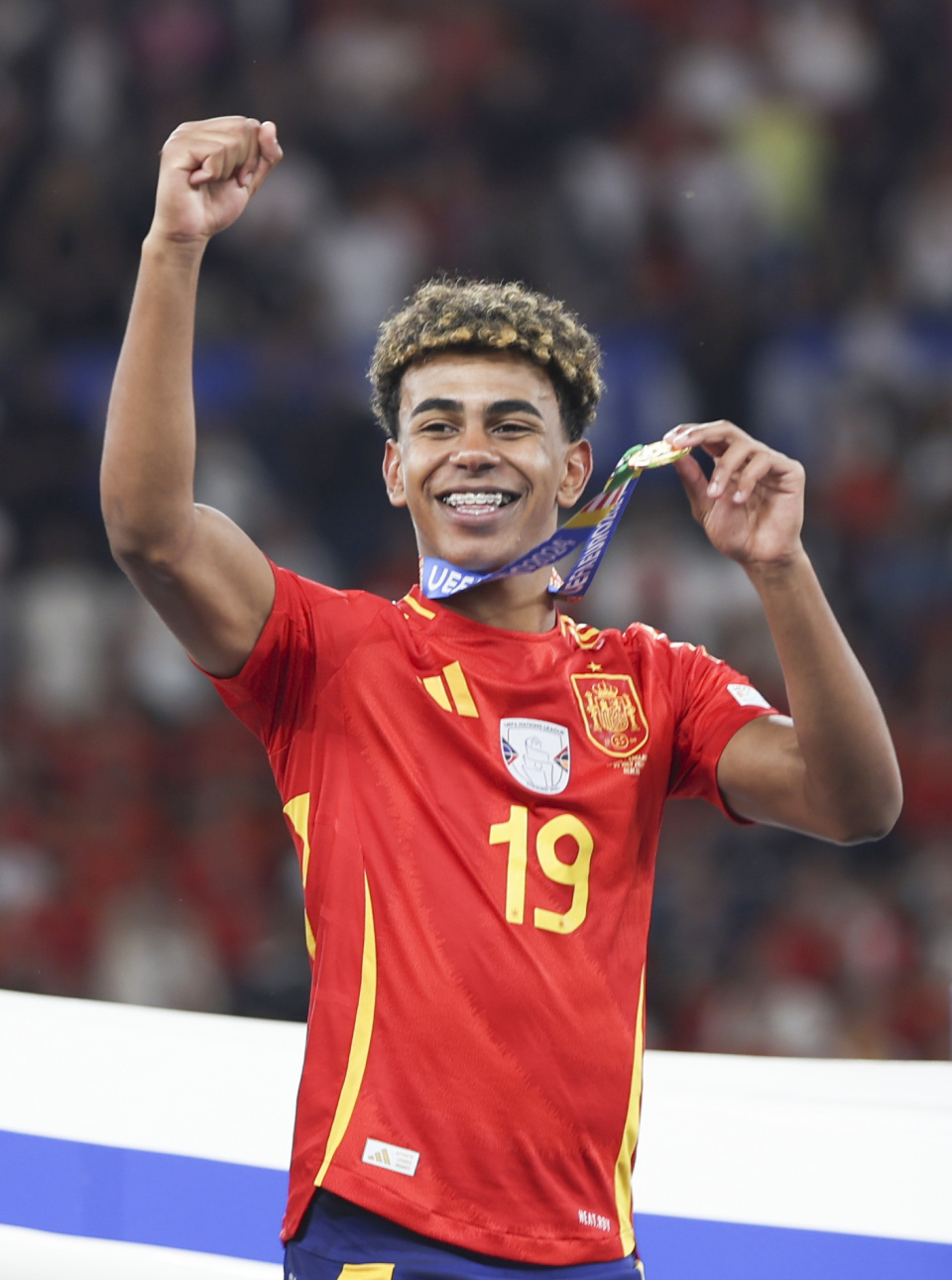 混团世界杯：国乒轮休孙颖莎，8-0横扫韩国，动漫及王炸姐弟建功