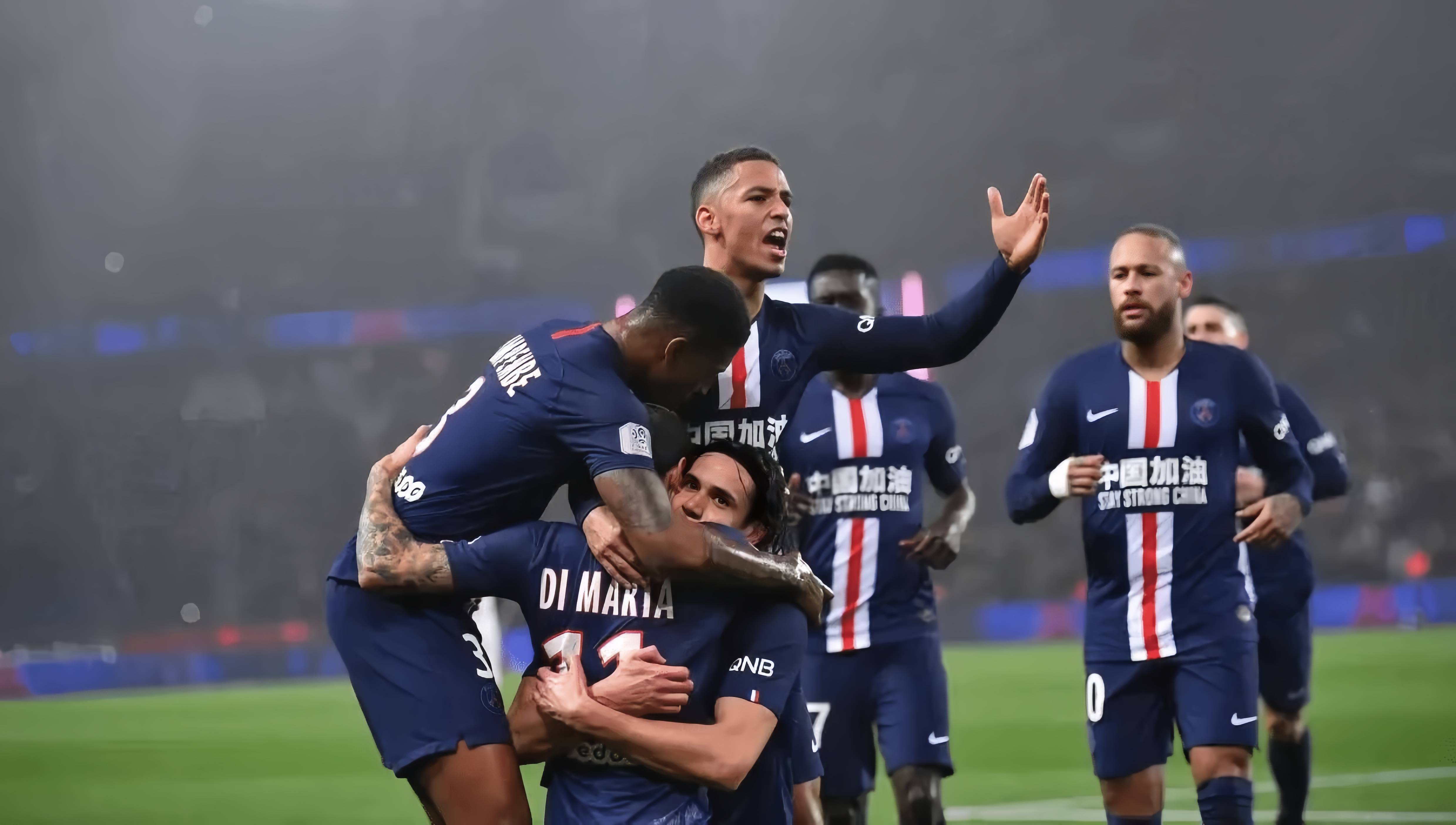 英超第13轮切尔西对阵阿森纳，双方均状态出色，争夺争冠席位，赛果待定。（英超第13轮：切尔西迎战阿森纳，双方状态正佳，力争跻身争冠行列，胜负未明）