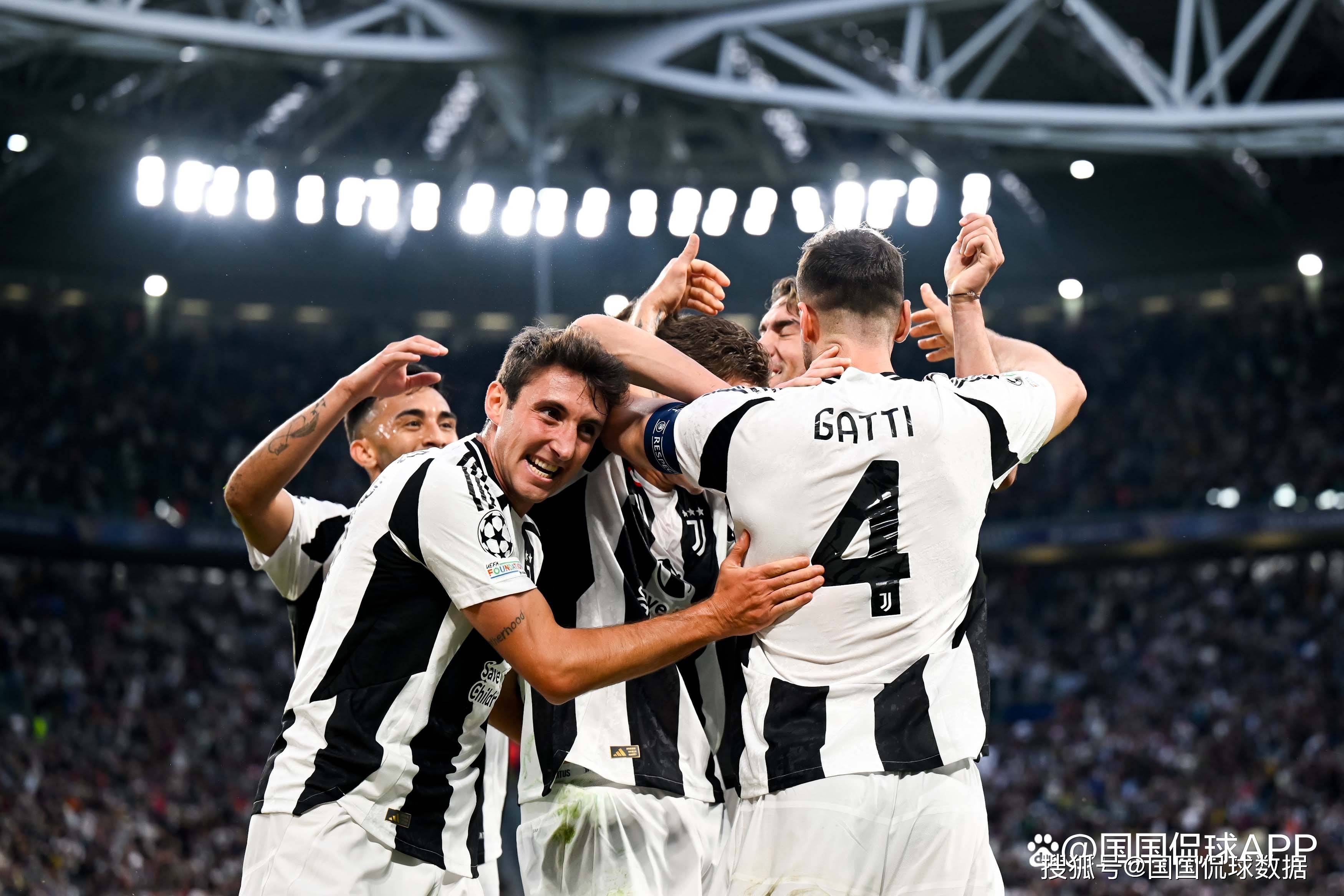 状态出色！唐斯全场投篮23中13，暴砍35分18篮板豪华两双