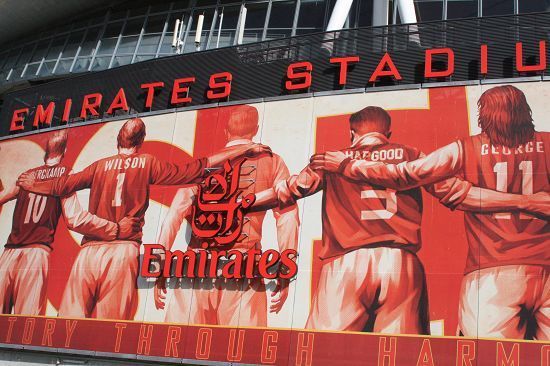 法国杯半场：杜埃建功、登贝莱点射，巴黎暂2-0丰特奈文迪（法国杯半场战报：杜埃破门、登贝莱点射，巴黎暂以2-0领先丰特奈文迪）